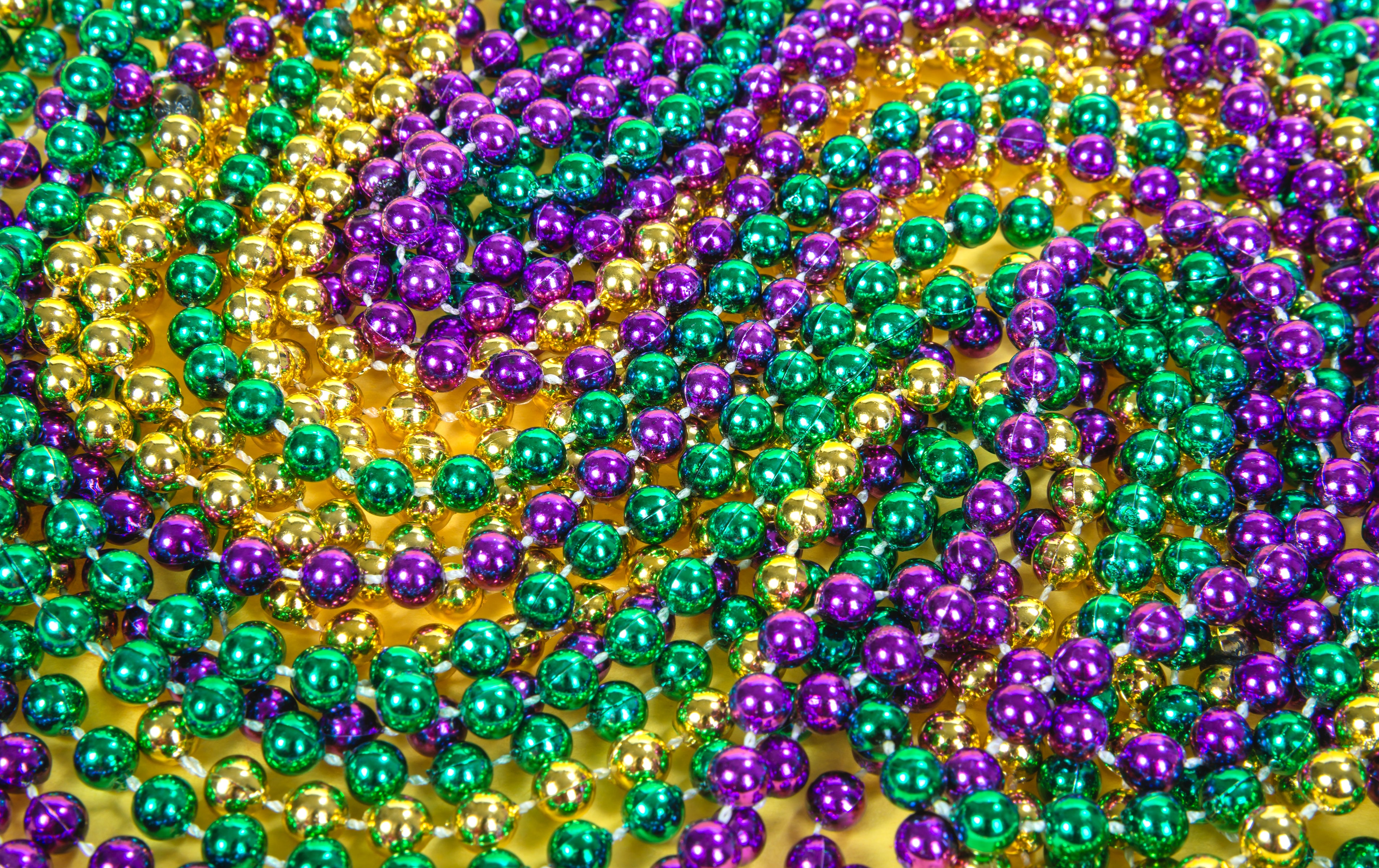 Rainbow Feathers Mardi Gras Fun Beads (Non-Light-Up)